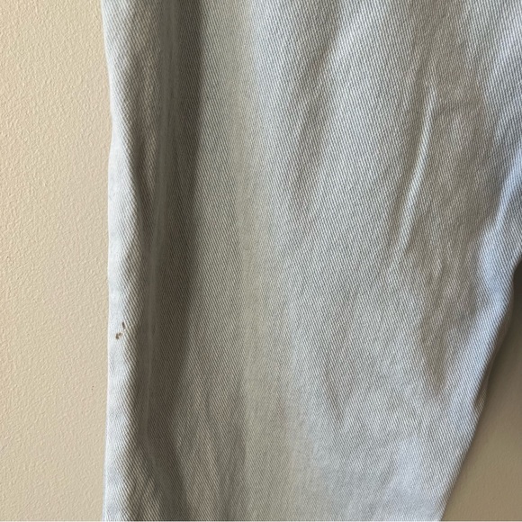 Pacsun Two Toned Light Wash Mom Jean - Picture 9 of 11